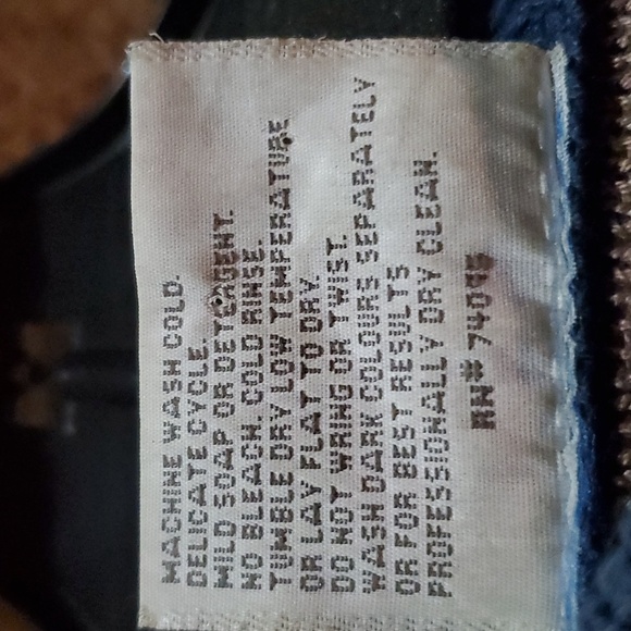 Y2K Authentic Coogi pullover sweater - Picture 6 of 7